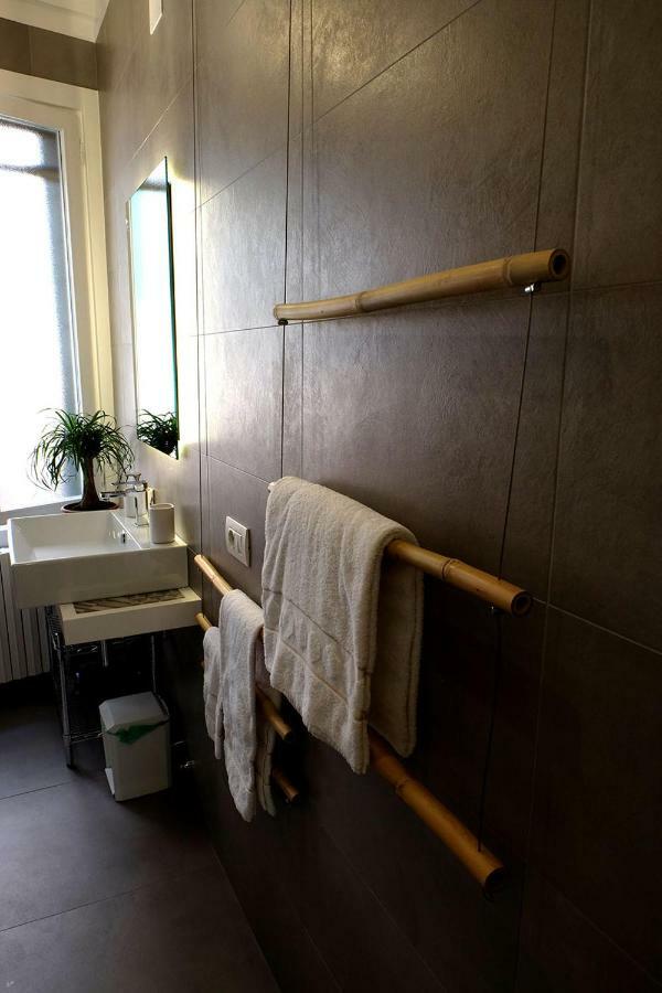 Al Piano - Away From Apartamento *
