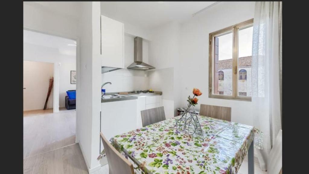 Sweety Mary Apartment