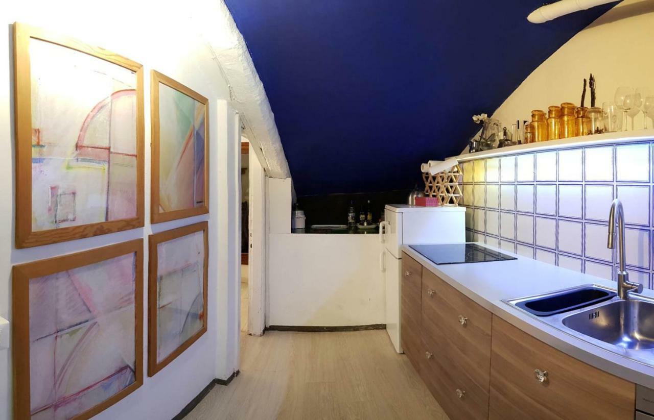 Mariangela Artist's Apartment