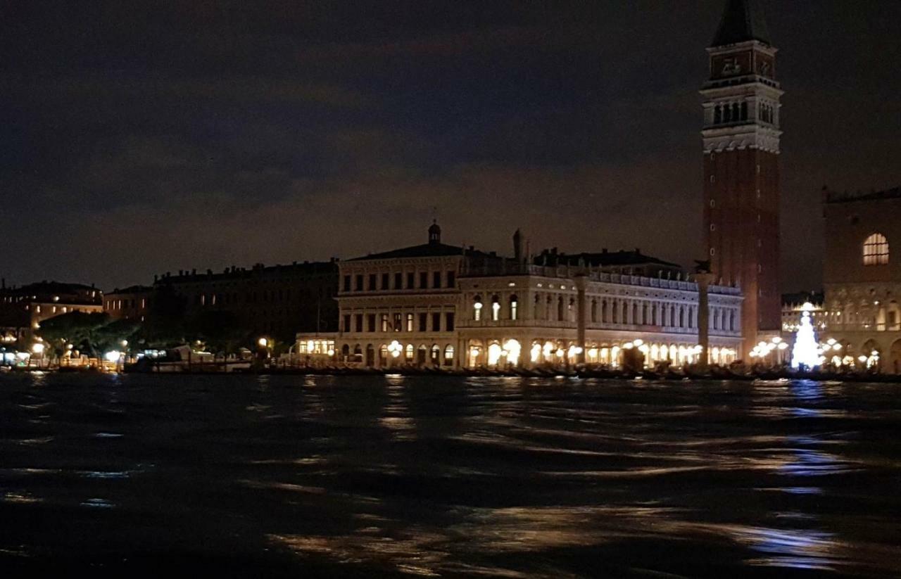 Apartment Mariangela Artist's Venice