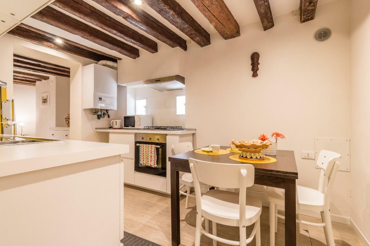 Ramo Delle Moschette Apartment