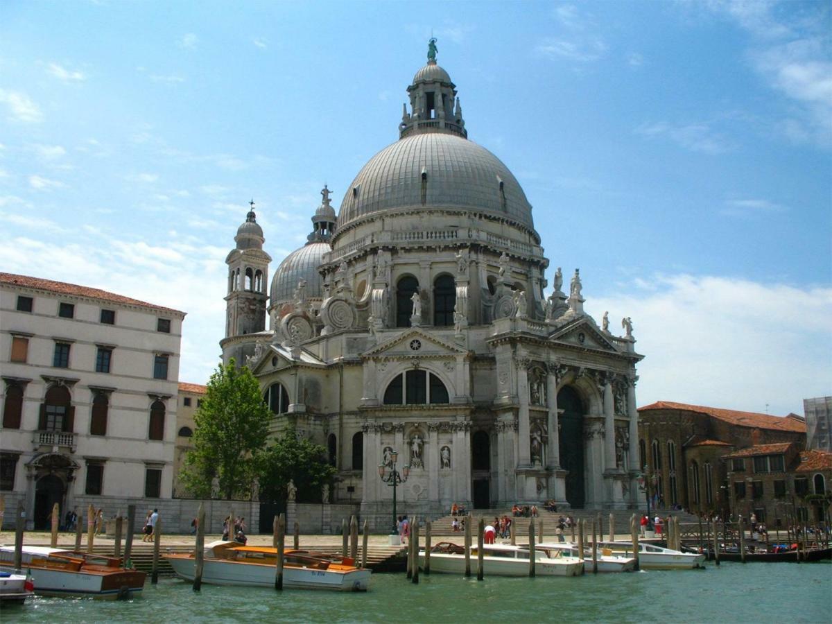 Hotel San Salvador Basic&Local 2 stars Hotel Hotel Veneza