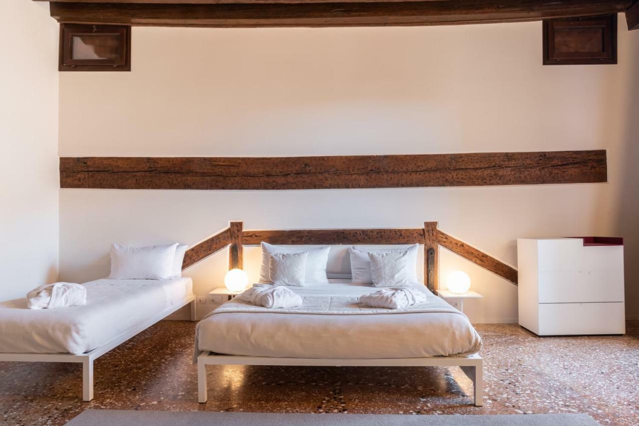 Palazzo Vendramin Costa