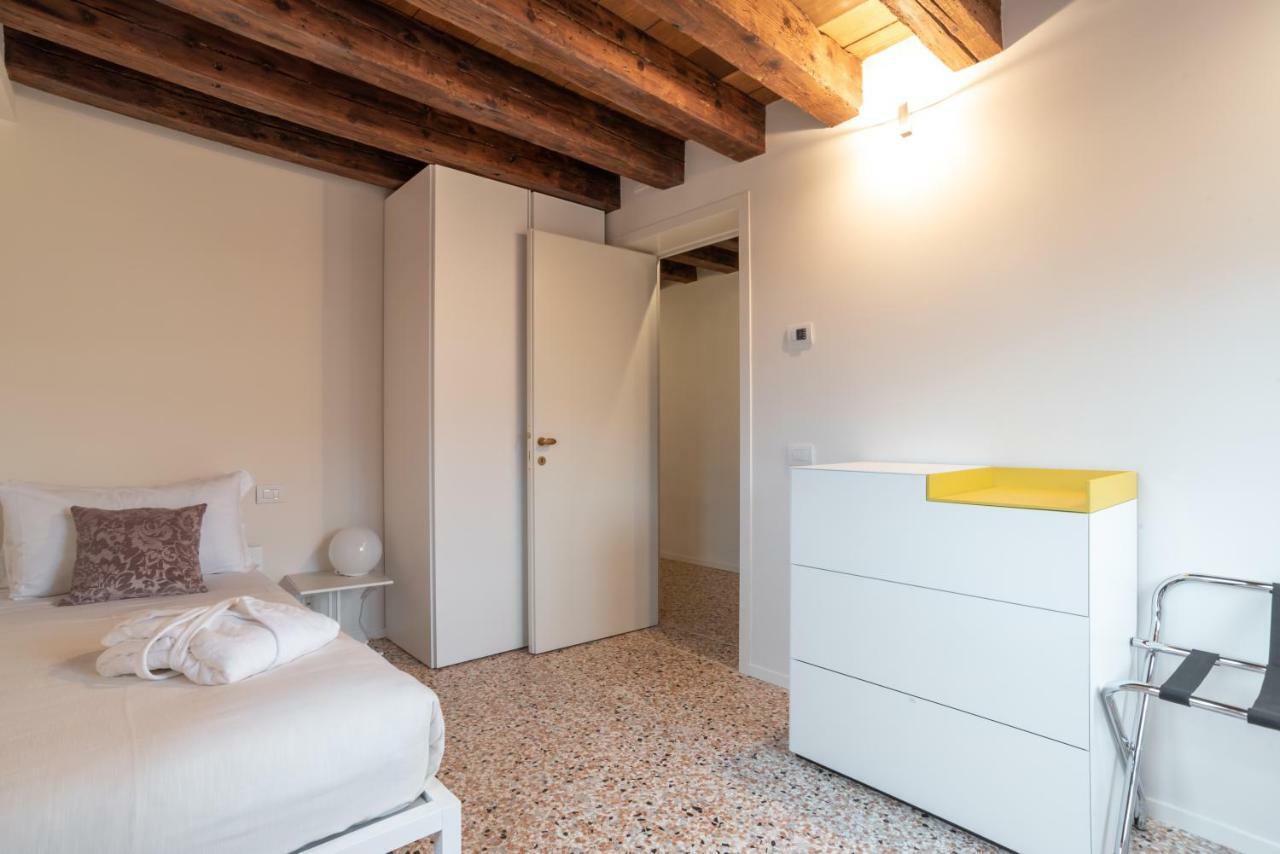 Palazzo Vendramin Costa Venice