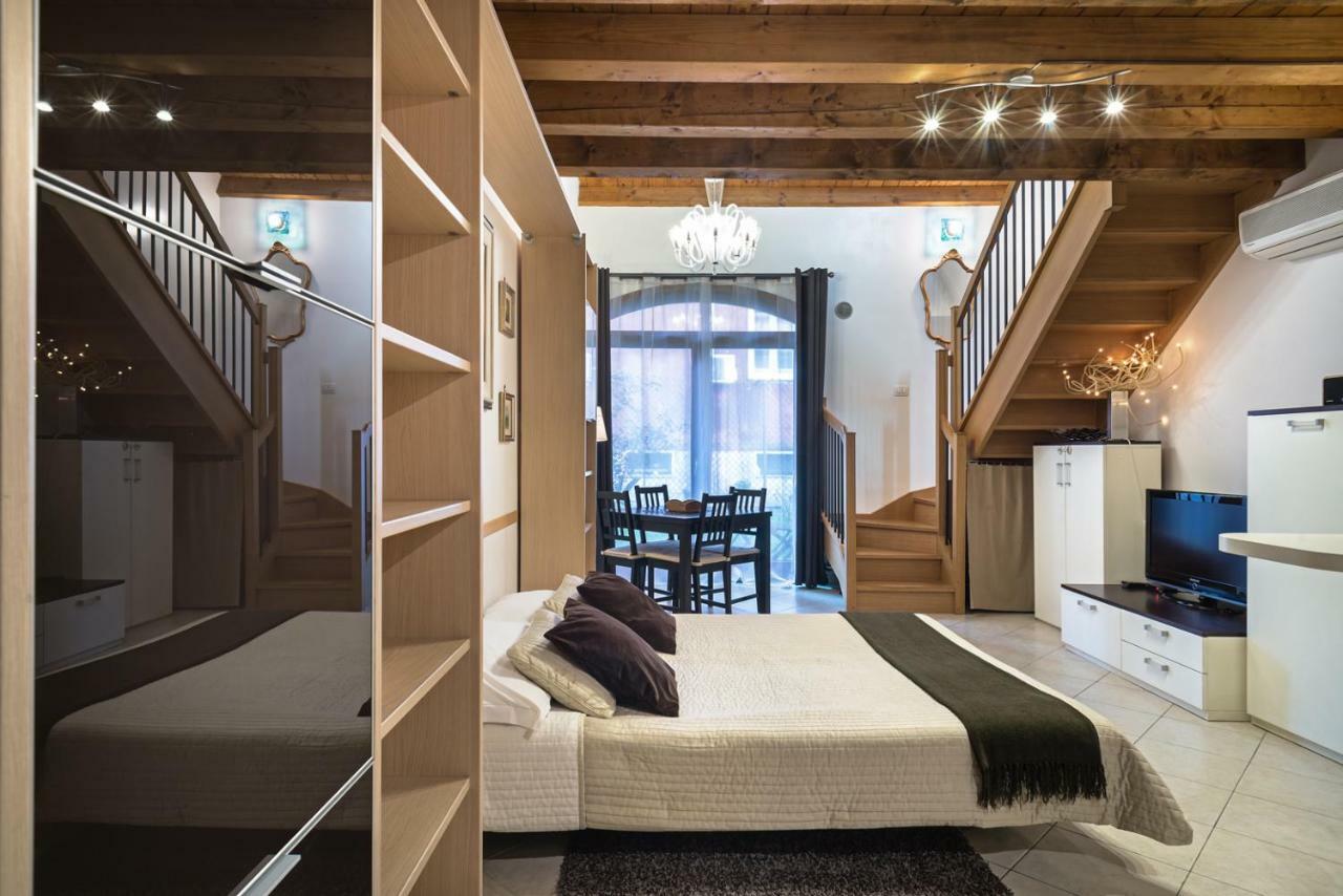 Duplex At The Entrance To 2 Bathroom And Terrace Apartment Venice