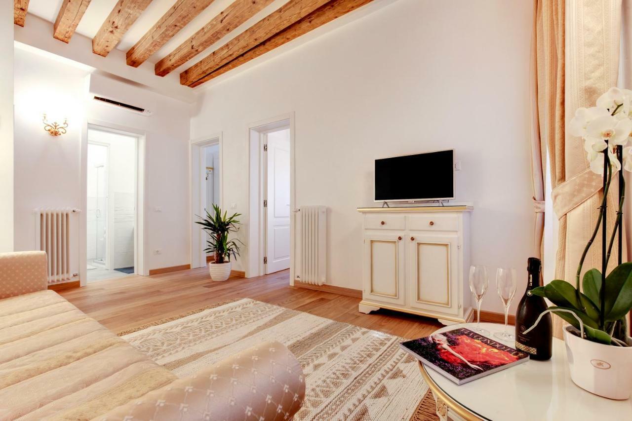 Apartment Nikki House Venice