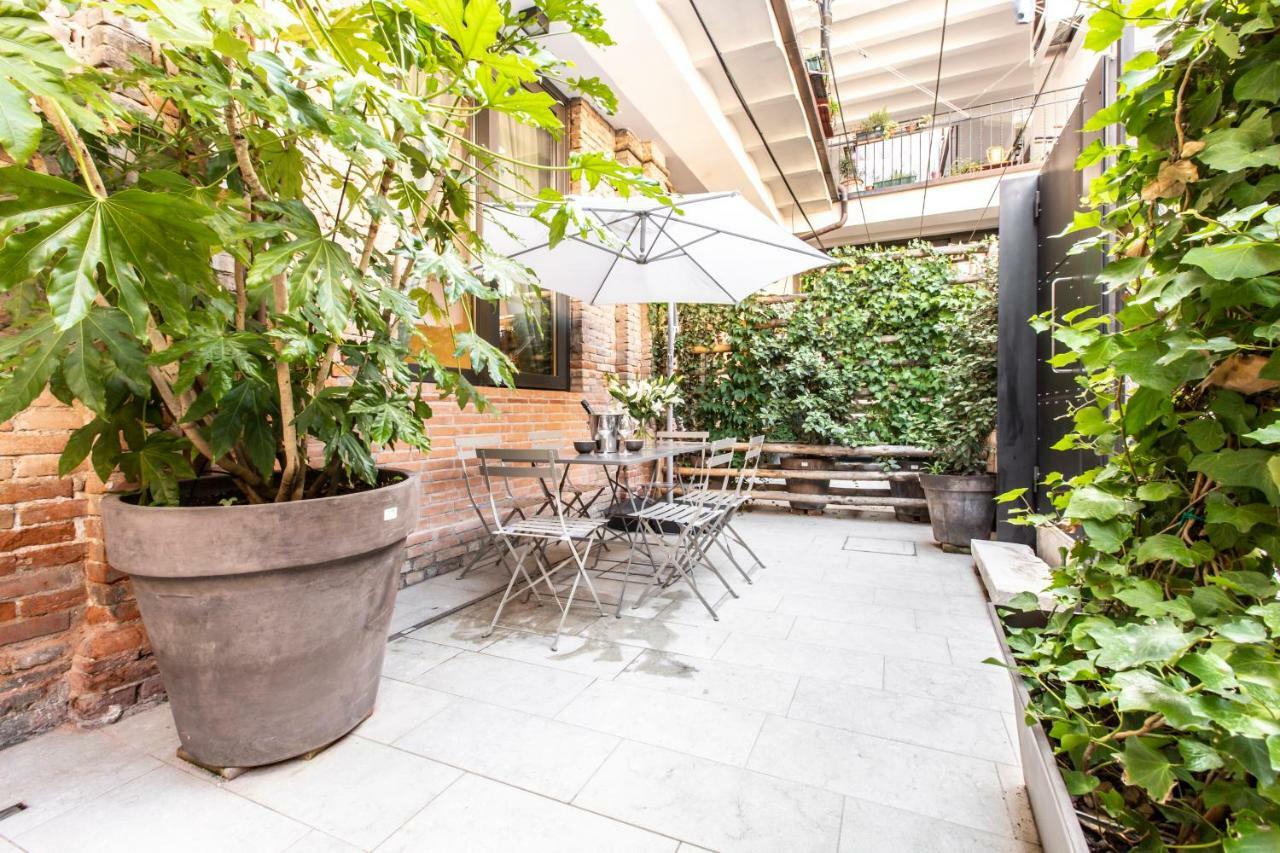 Elegant Fornasa Vecia, Canal View With A Beautiful Garden R&r Apartment Venice