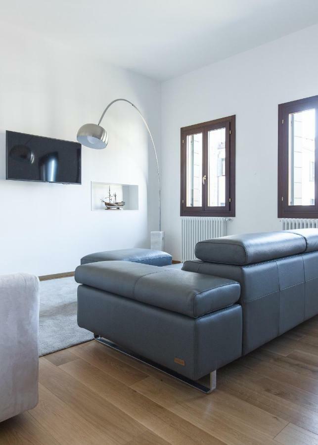 Residenza Pomponi Deluxe Apartment Venice
