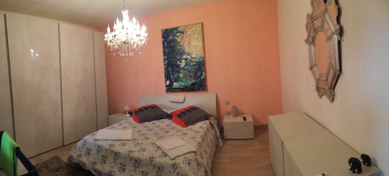 Ca'tronconi Ai Frari Apartamento