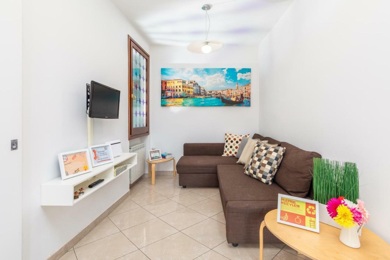 Convenient In * Veneza