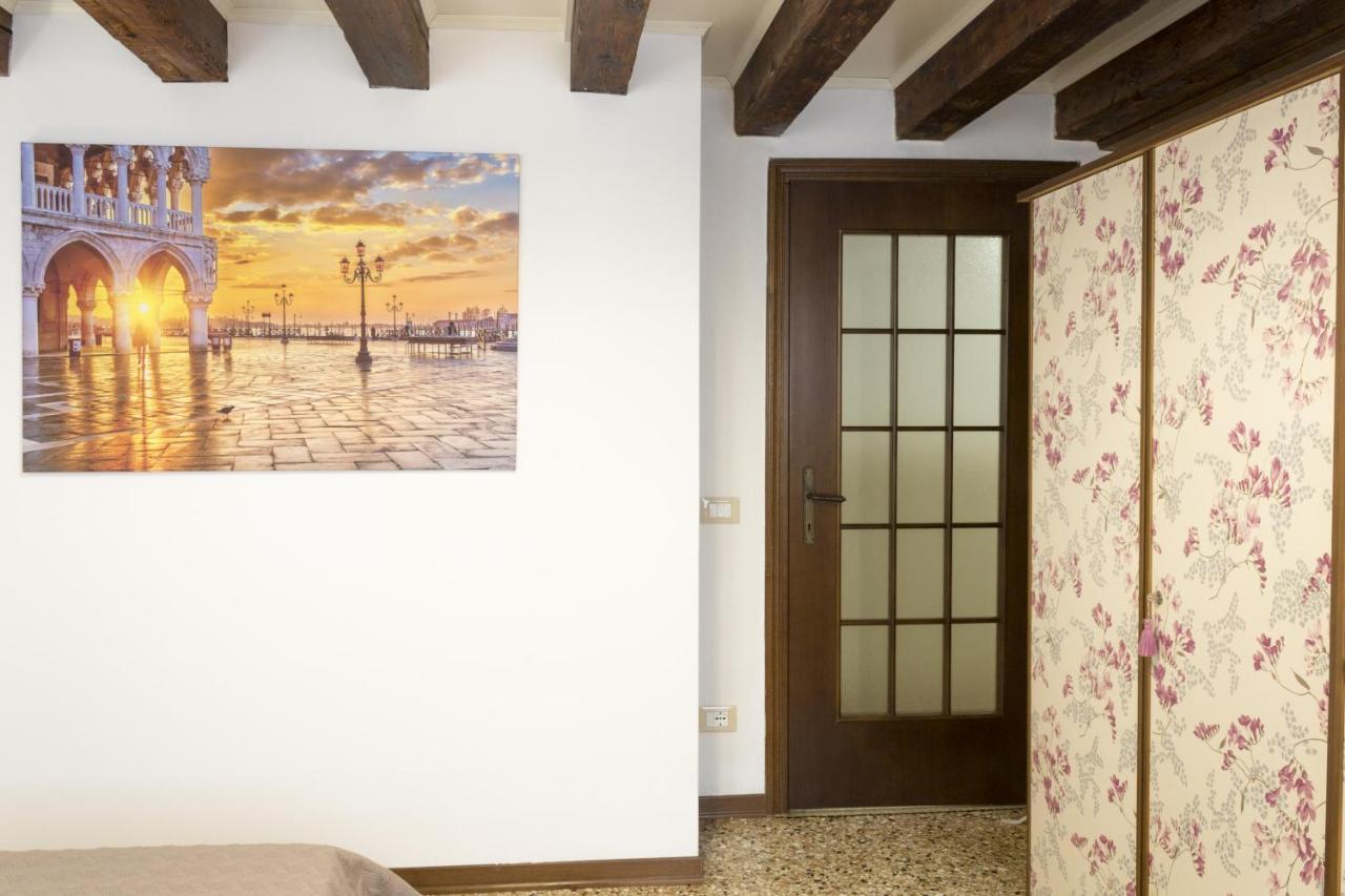 Rialto Corte Dei Sansoni Canal View By Wonderful Italy Apartment Venice