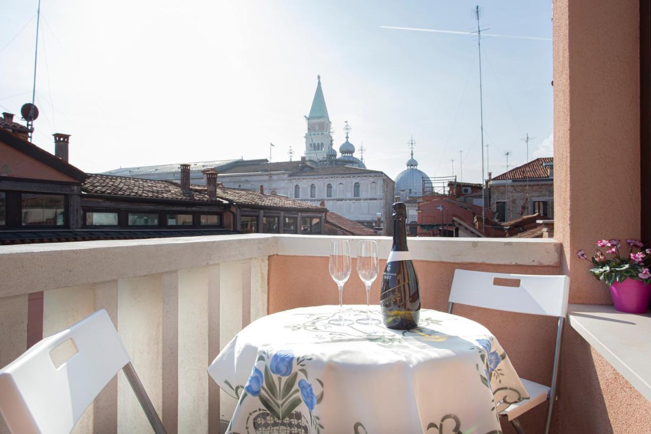 Luxury Terrace View Of San Marco Venice