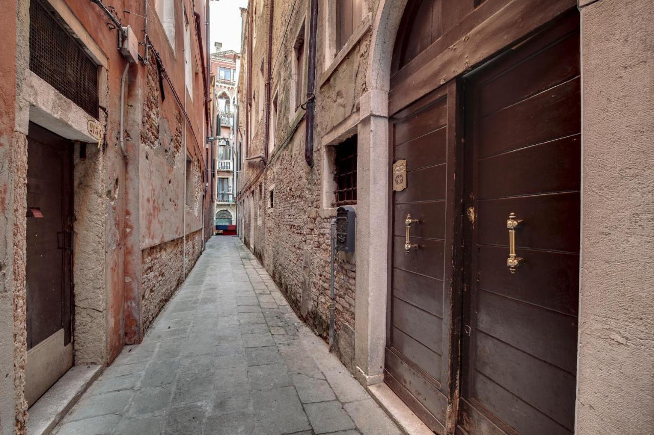 Canal View In Rialto By Wonderful Italy *