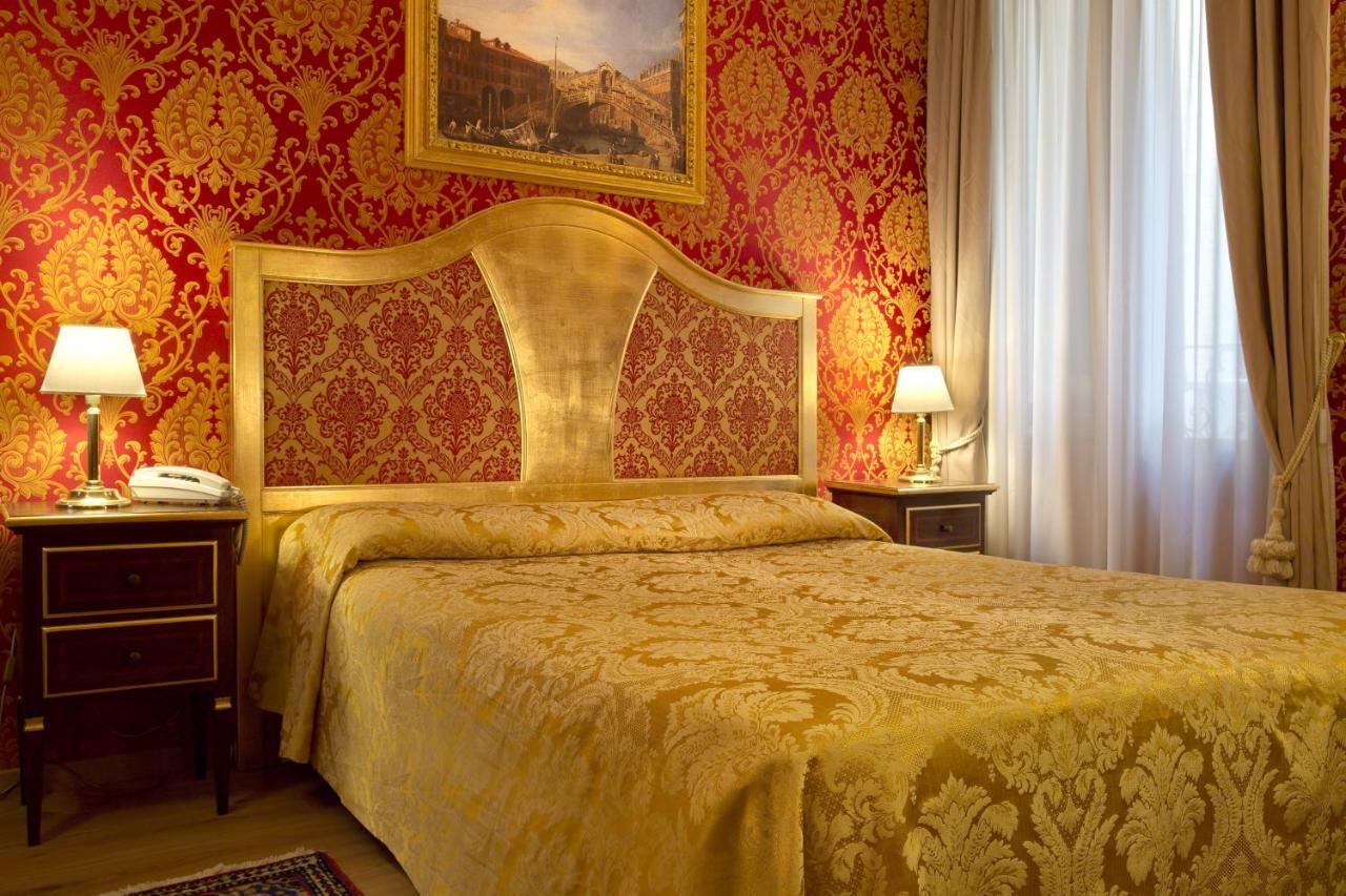 Residenza Goldoni Venice