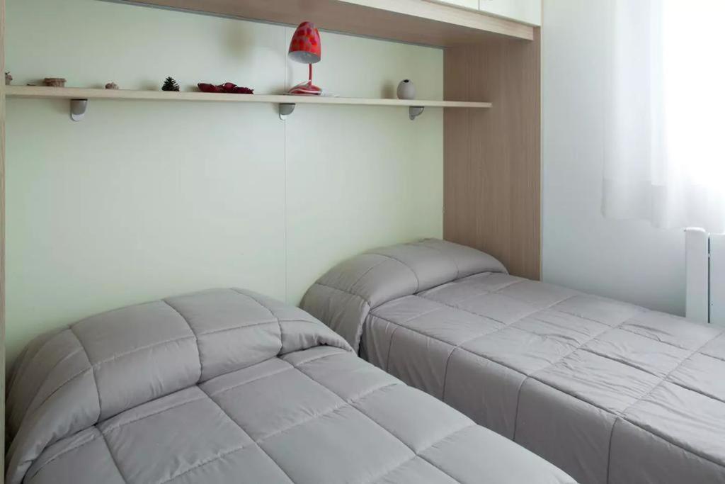 Apartment Red House Ai Mori
