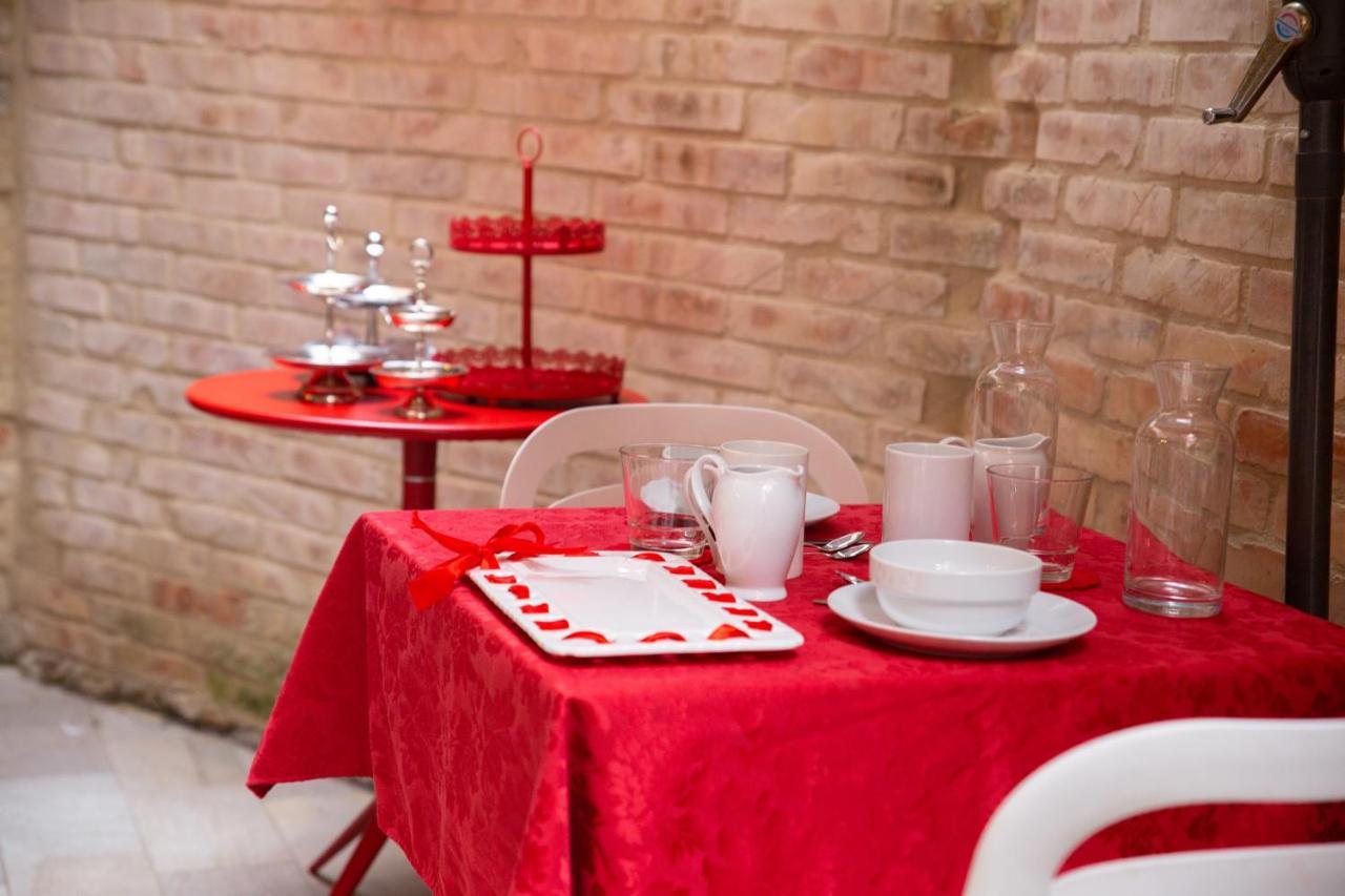 Rosso Charm Bed & Breakfast Venice