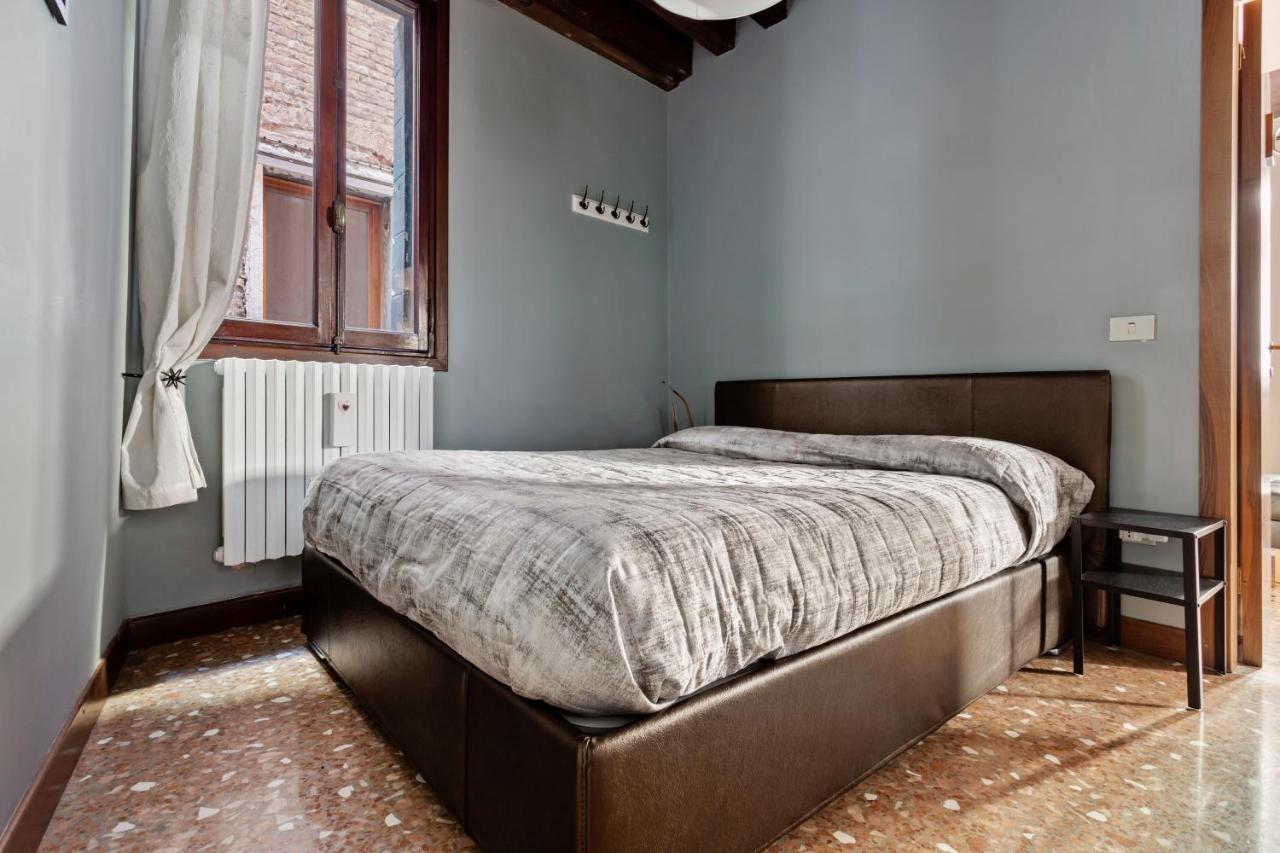 Castello Cozy X4 - Calle Crosera Apartment