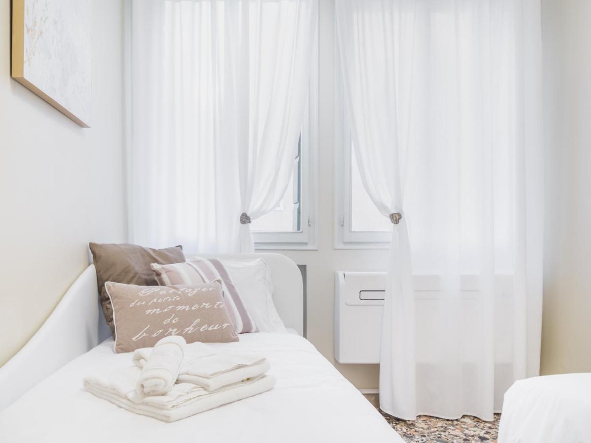 San Marco Square With Canal View By Wonderful Italy Apartment *