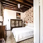 Venice Giardini Biennale Apartment