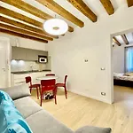 Suite House New Apartments Wi Fi Venice Island