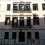 Gandini Apartment