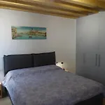 Casa Moderna A Due Passi Da Rialto