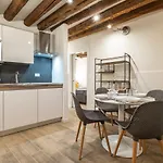 San Marco Pied-A-Terre - Accademia By Wonderful Italy