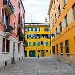 Santamarta, The Apartment For Your Venetian Holidays