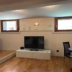 San Marco Apartment With Canal View