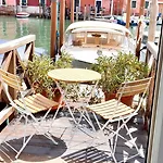Elisabeth Waterfront Apartment