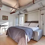 Venice Skyline View Studio Apartment M0270428215