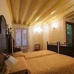 Ca\' Degli Artisti