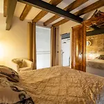 Venetian Loft