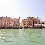 San Marco Apartment With Canal View