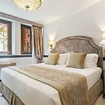 Brand New Boutique Apartment In The Heart Of Venice