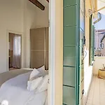 Colleoni Apartment With 2 Superb Terraces