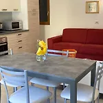 Appartamento Tre Archi Con Corte Privata