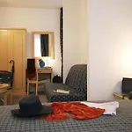 Hotel Mary