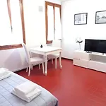 Vivaldi apartment