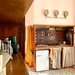 Venetian Pink Apartment In Dorsoduro