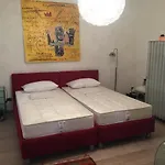 Ghetto Modern Apt For 4, Venice