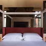 Eight Venezia