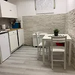 Vittoria Apartment