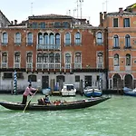 Apartment Fondamenta Del Rielo By Interhome