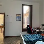 Appartamento Al Centro Di Venezia 6 Posti Letto