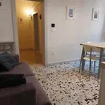 Cozy Quiet Venice Guglie Apartment