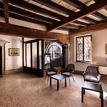 Residence Ca\' Foscolo