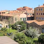 Giudecca Luxury Gallery