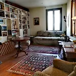 Appartamento Accademia Inn