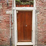Campiello Dell\'Isola